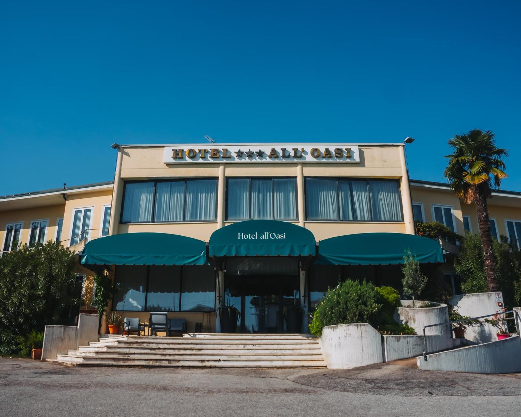 Hotel All’Oasi Paese Buitenkant foto